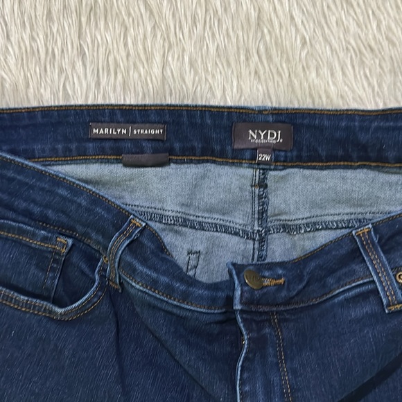 Not your daughters jeans Marilyn straight dark denim lift x tuck size 22w - Picture 3 of 6